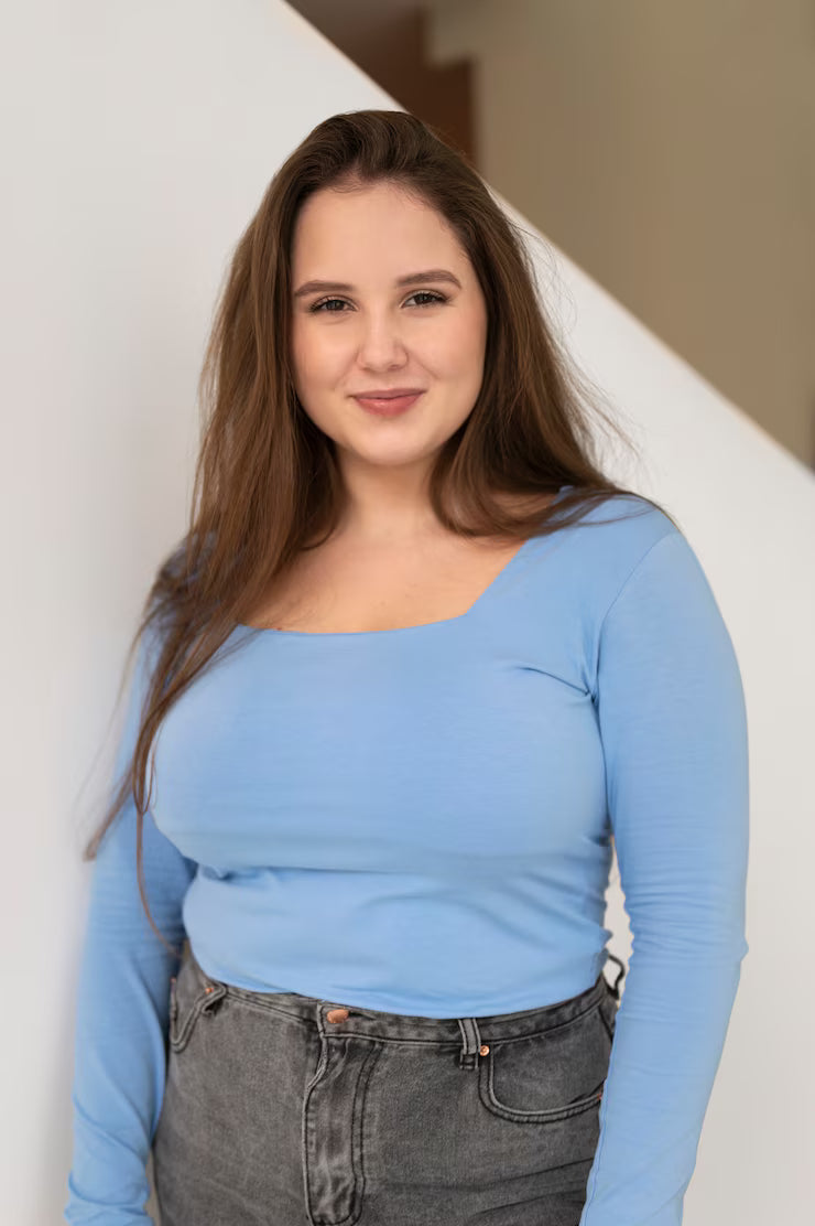<em>Camila V.</em>